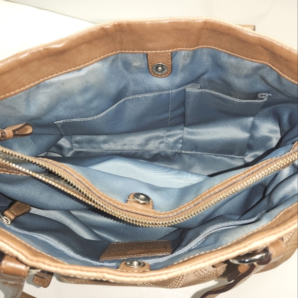 MADISON DOTTED OP ART CARRYALL (COACH F16366) - Picture 11 of 16